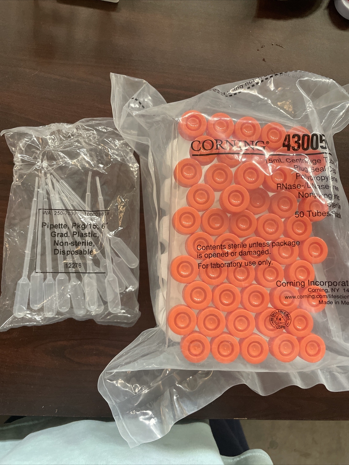 Corning 15mL Centrifuge Tube RNase/DNase-Free 50 Tubes/Bag 430052 with 12 pipet