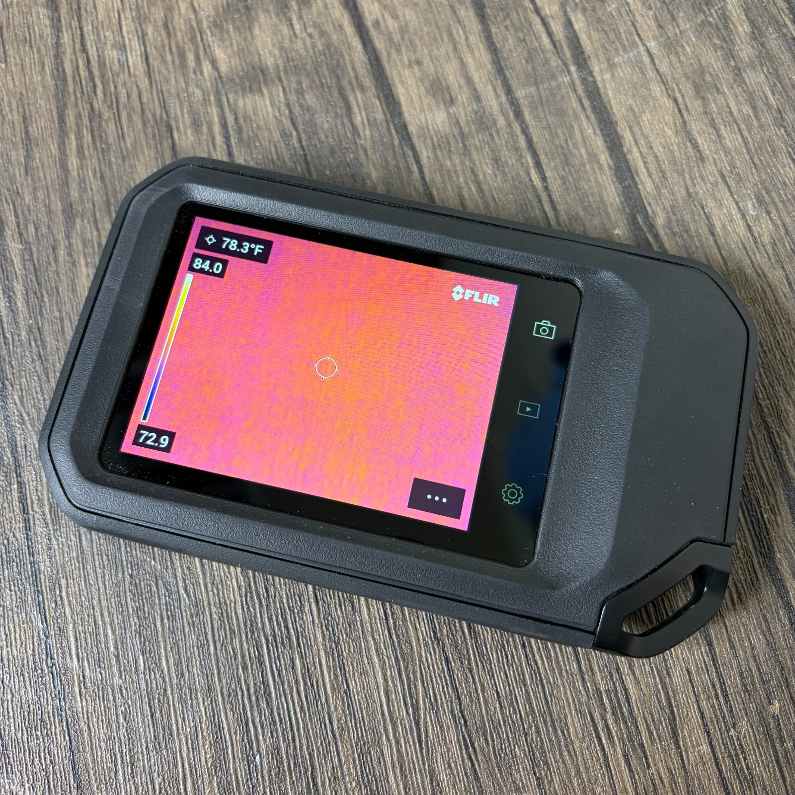 FLIR C5 Compact Thermal Camera with Protective Case Model C8940 EUC 5172