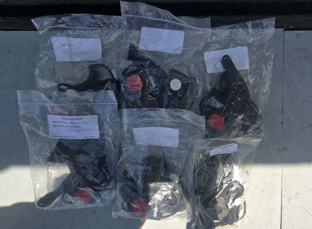 Lot of 5 Con-Space SR65i / SR65M Radio PTT Button & XTS Cables for Motorola XTS5