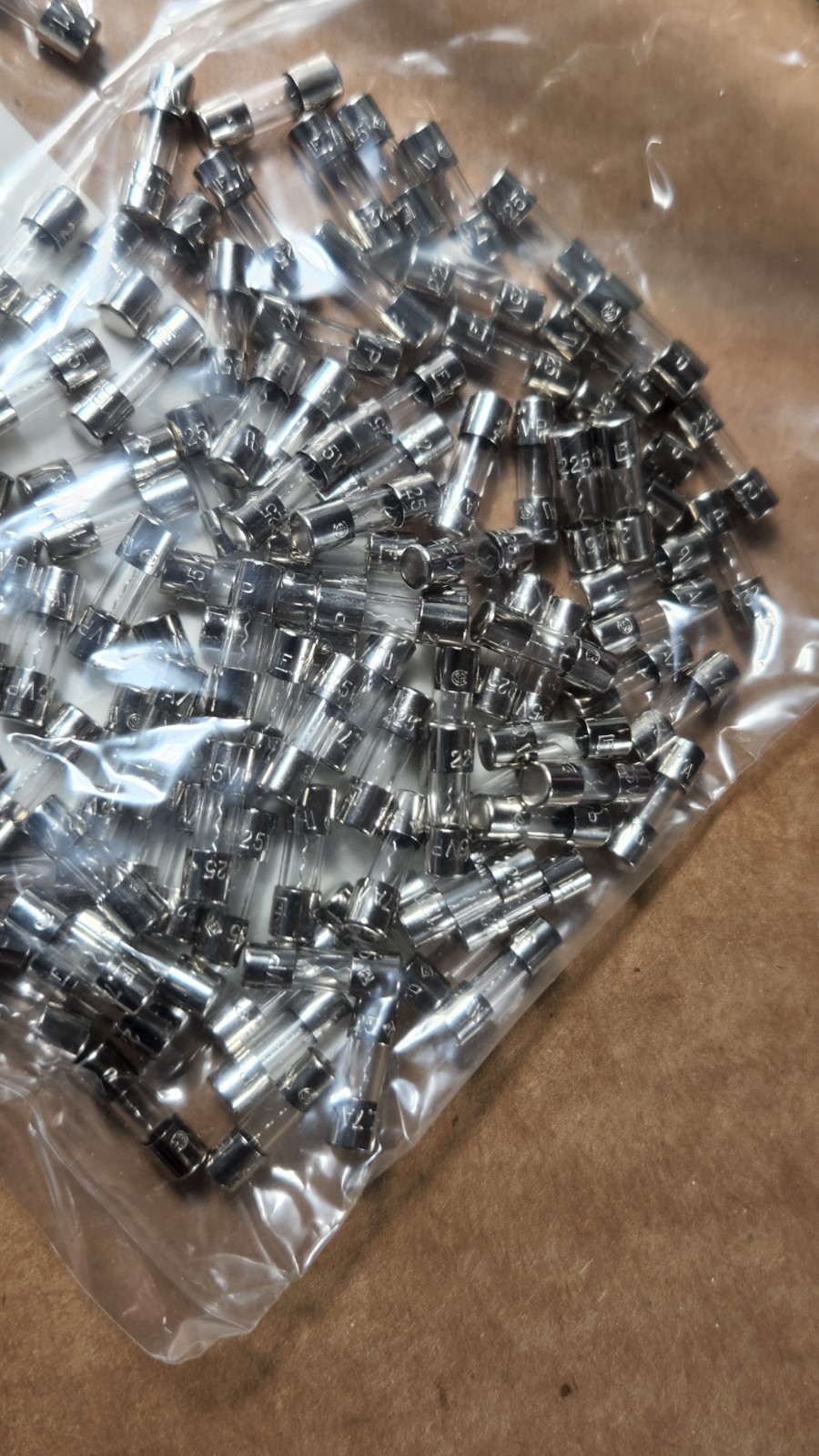 Box of 100 / Littelfuse 0225007 Fast Acting 7A 125V 2AG 5mm x 15mm 0225007.HXUP