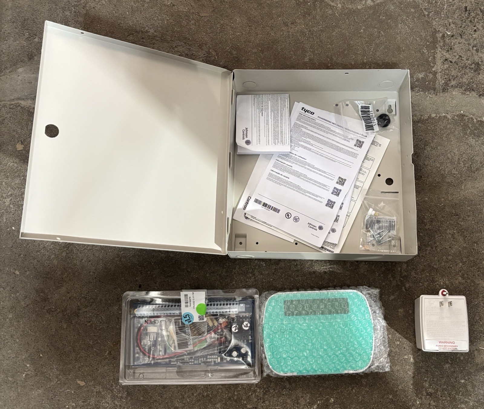 DSC PowerSeries Neo HS2032 Alarm System Kit w/ HS2LCD Keypad & Enclosure
