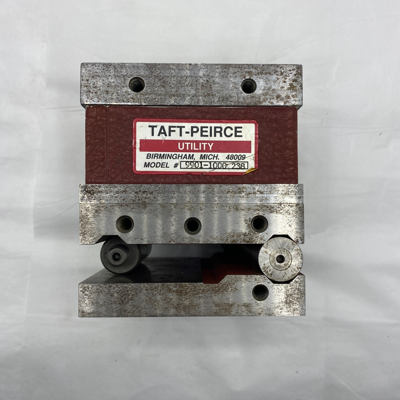 Taft-Peirce Utility 9001-1000 238 Industrial Die Set PAT 4398349