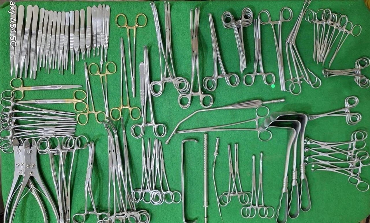 Major Cardiovascular Thoracotomy Vascular 106 pcs Set Open Heart Instruments