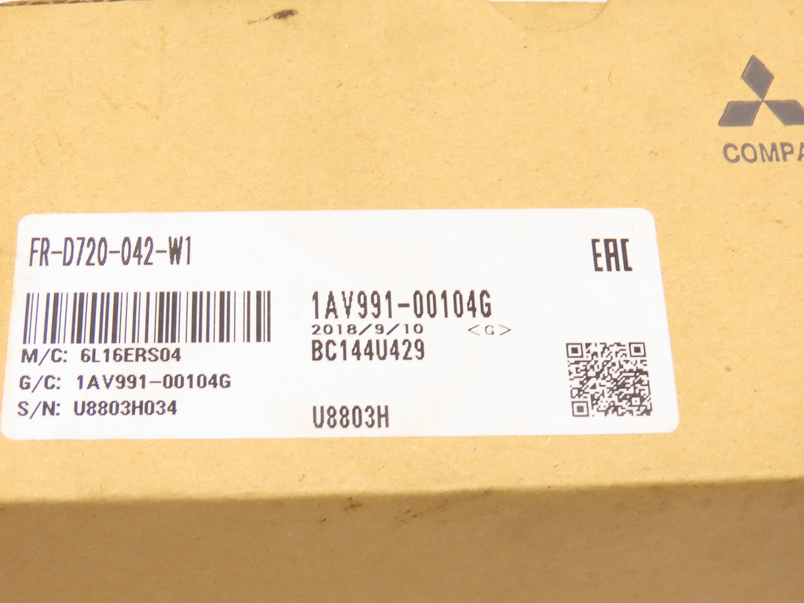 Mitsubishi Electric D700 FR-D720-042-W1 VFD AC Drive Inverter 3PH 200-240V 1HP