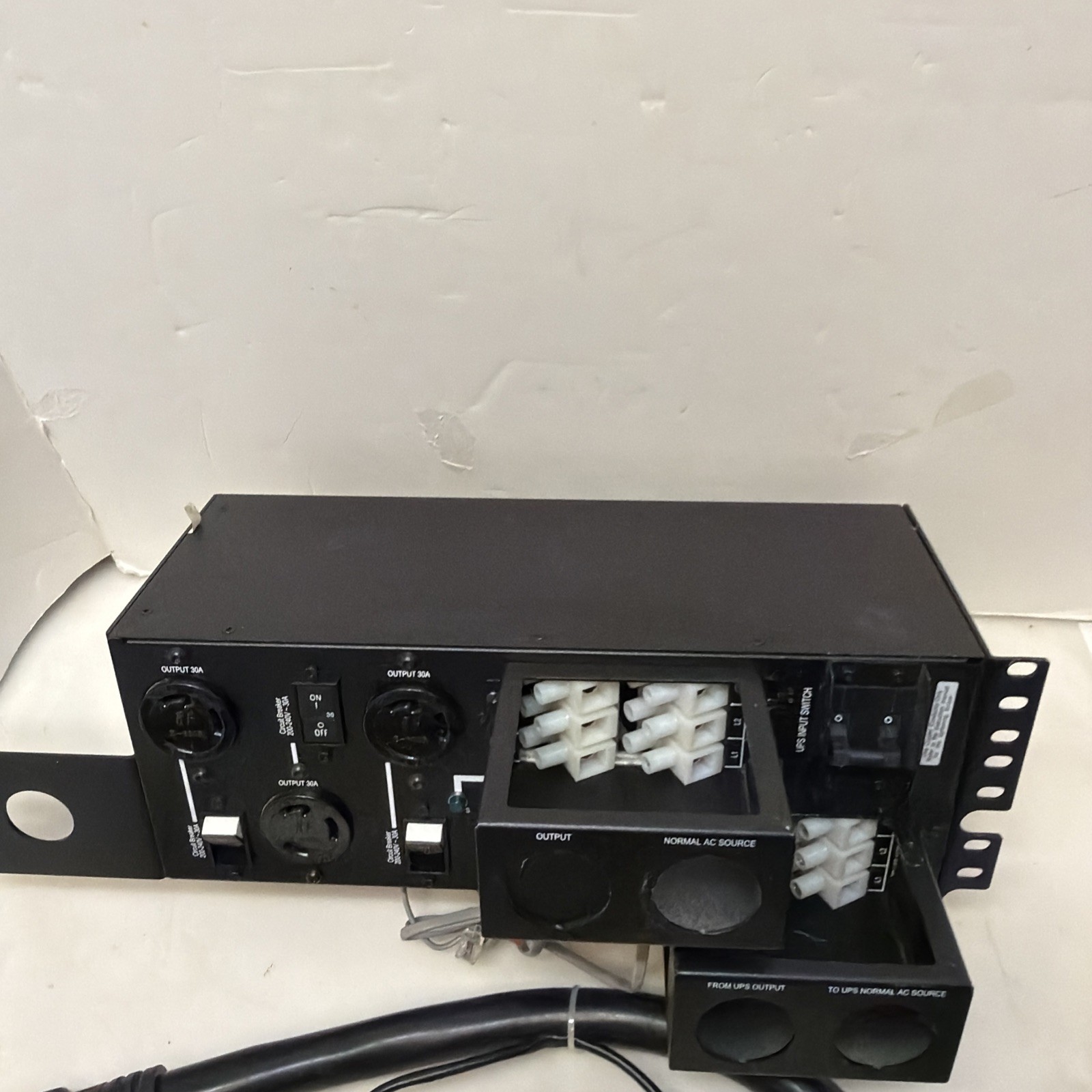 Eaton 9PX Maintenance MBP11K208 Bypass 3U Hardwired W/EBM Cable Hotswap