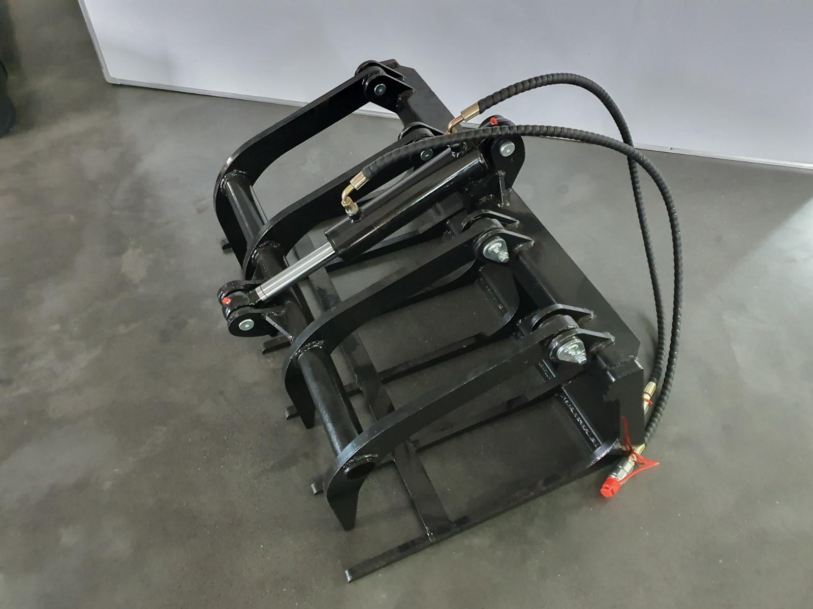 Agrotk 39in Grapple Attachment Hydrualic Wood Grabber Bucket For Mini Skid Steer