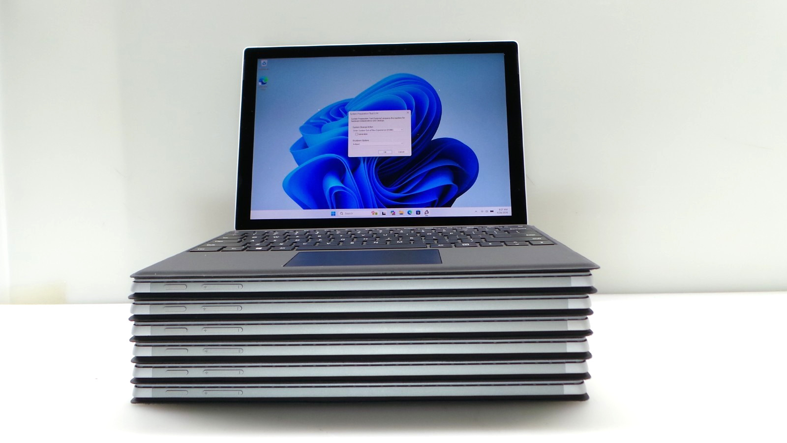 LOT OF 7 Microsoft Surface Pro 7 + 12.3″ i5-1135G7 2.40GHz 16GB RAM 256GB SSD