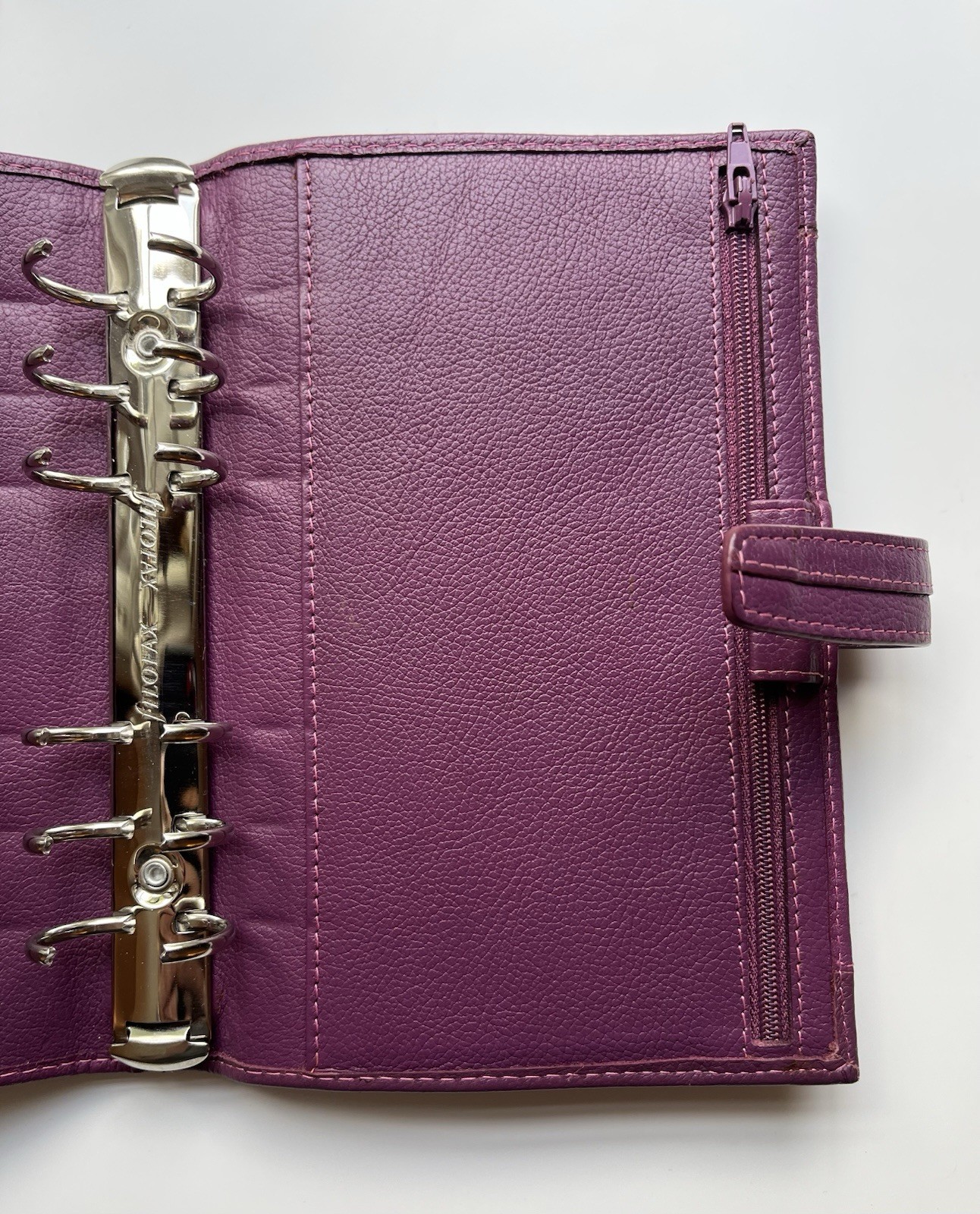 Filofax Aston Organizer “Orchid” Purple Deluxe Leather Personal Size EUC