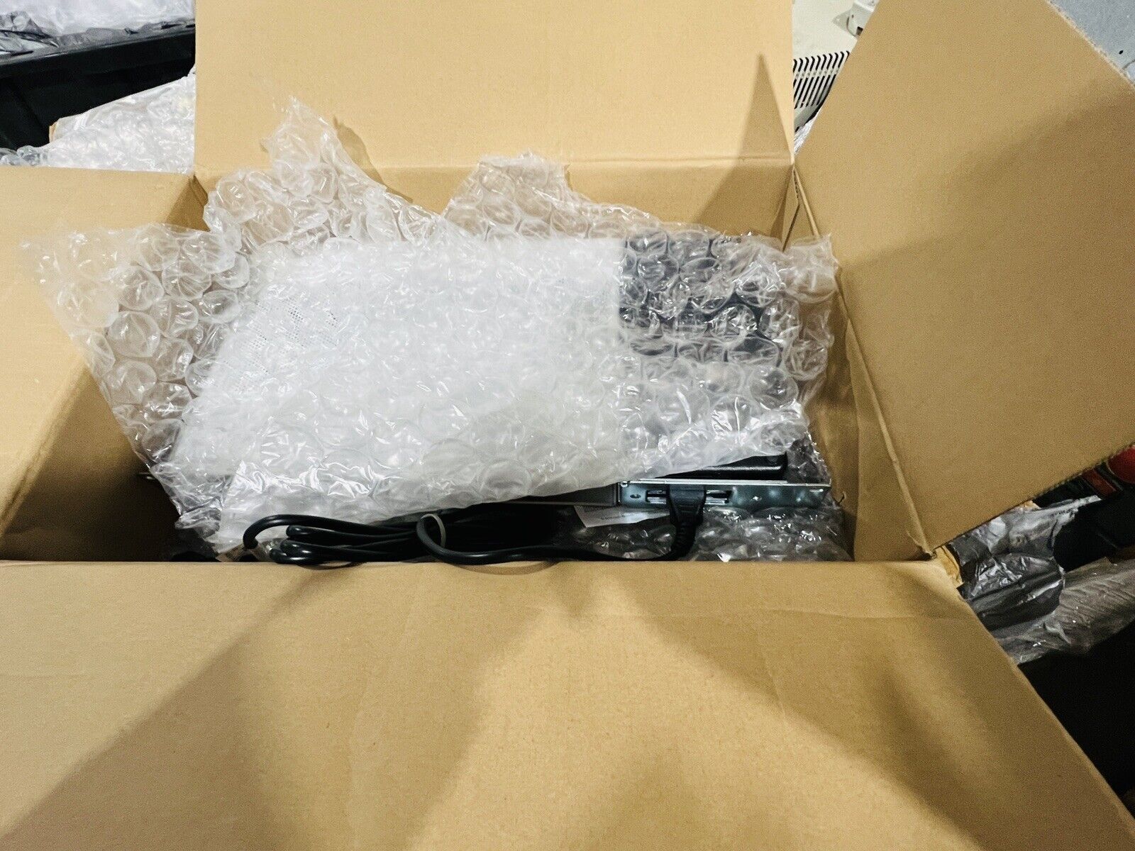 CISCO C1111-8PWB INM3710BRA ISR 1100 SERIES 8PW ADP-150BR B COVERED SN