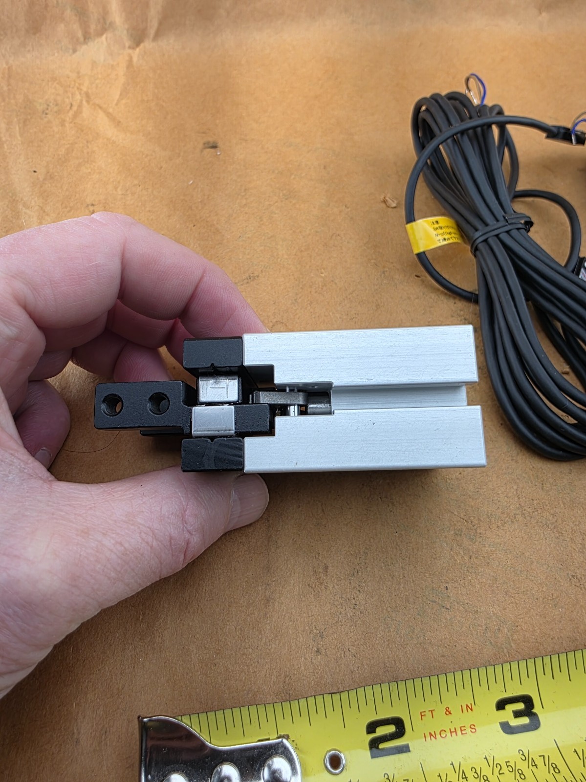 NEW Konsei BHA-04AS-N0 Pneumatic Gripper FREE SHIPPING