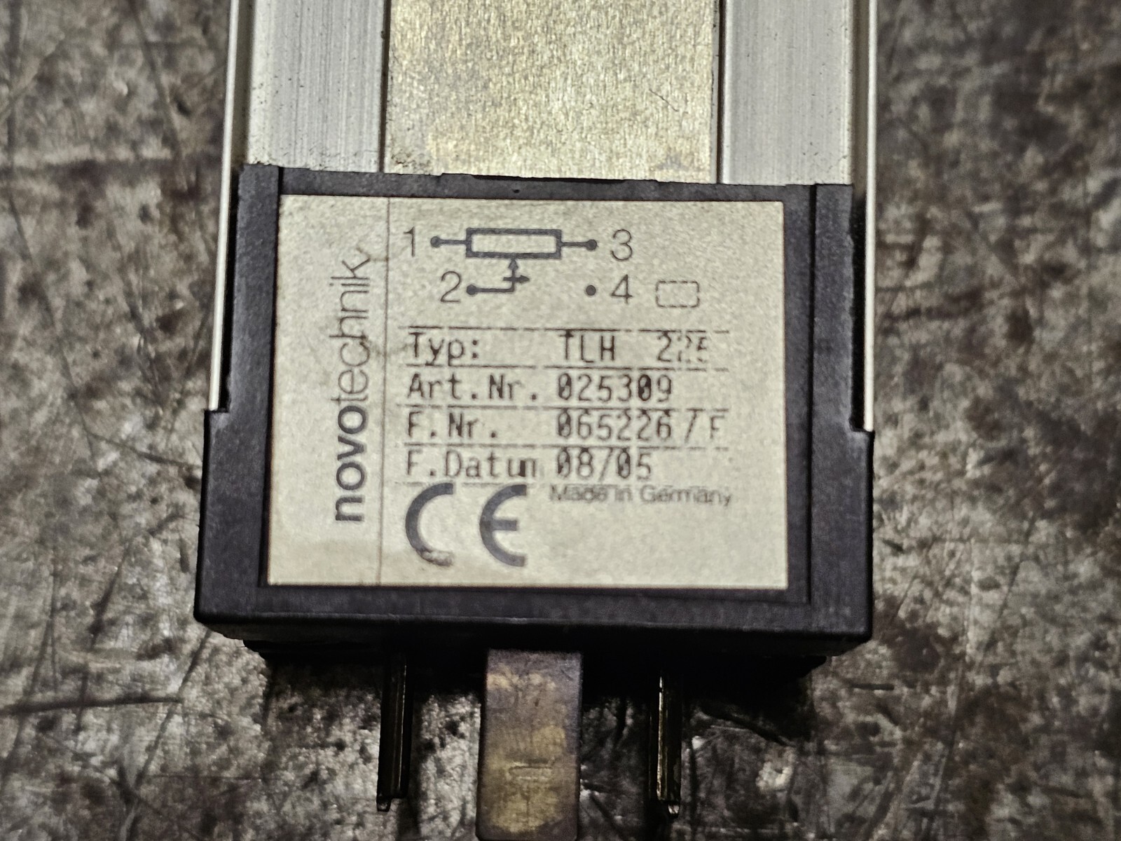 NOVOTECHNIK TLH-0225/TLH 225 Position Transducer