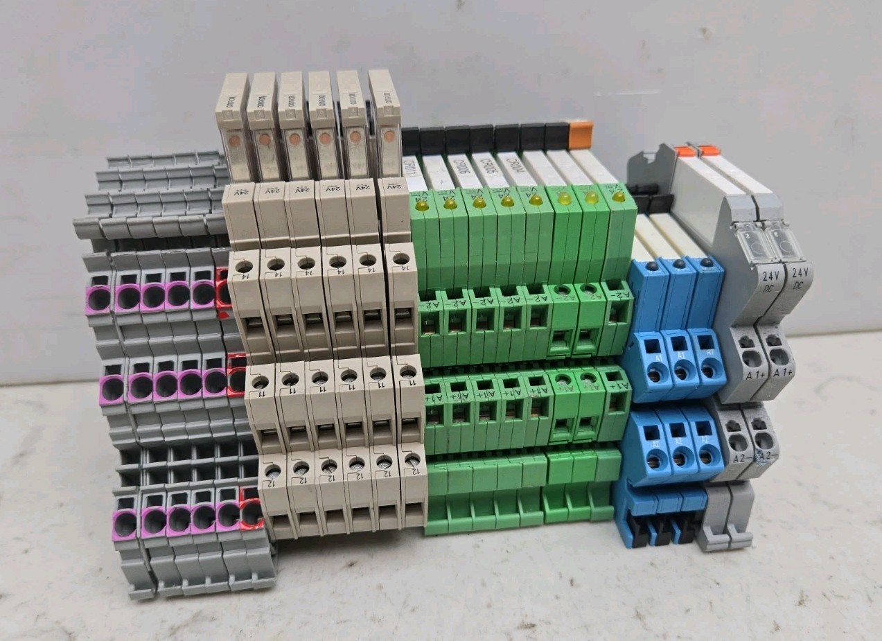 Mixed Lot of 25 Relay Socket Terminal Blocks Omron Phoenix Contact Wago Finder