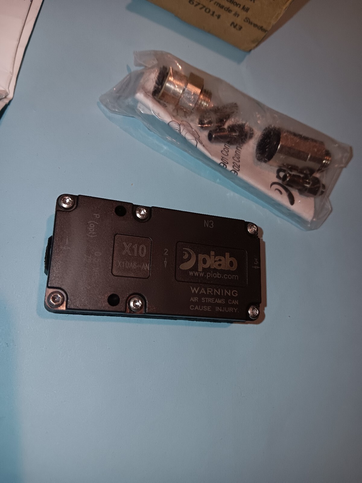 NEW GENUINE PIAB X10A6-AN MINI VACUUM PUMP WITH CONNECTION KIT