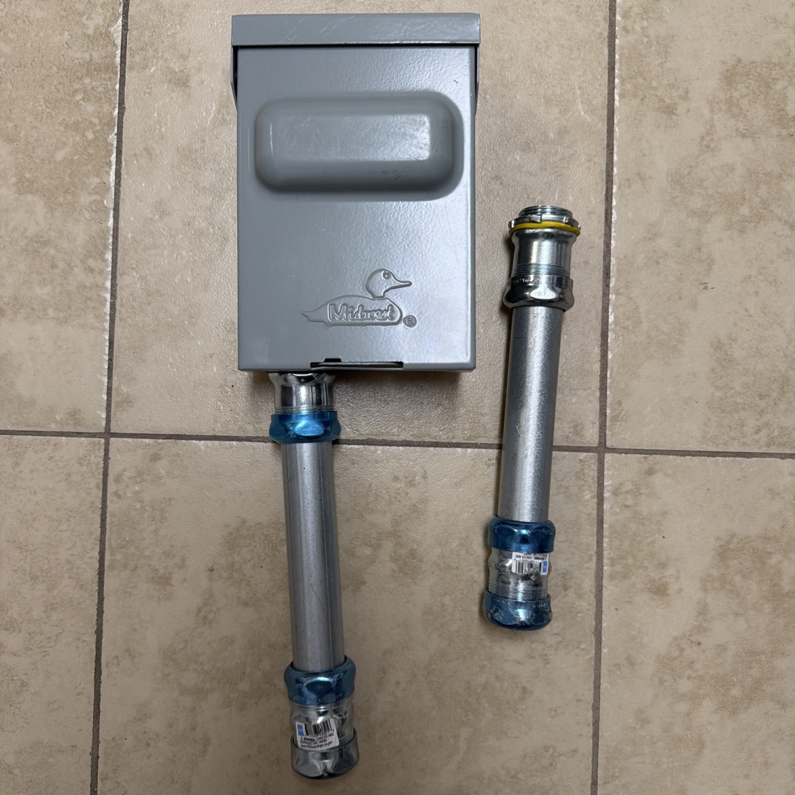 Midwest Electric Products 30 Amp 120/ 240 Volt Fused AC Disconnect U035F2P