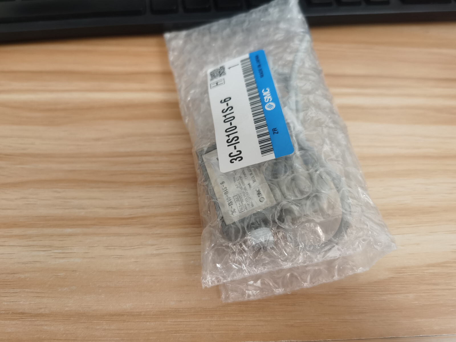 1PC New SMC 3C-IS10-01S-6 3CIS1001S6 Pressure Switch Free Shipping #SM