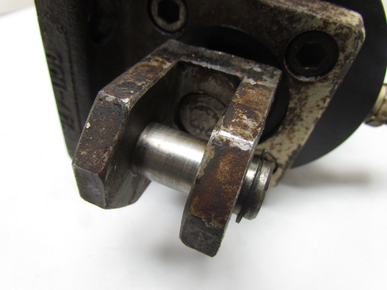 Ortman 3.500X4.250 Pneumatic Air Cylinder 3-1/2″ Bore 4-1/4″ Stroke Roundline