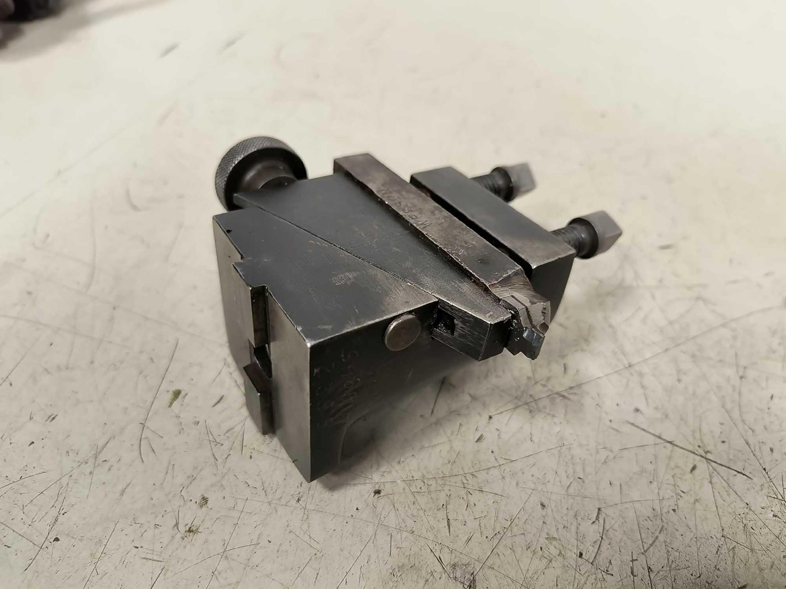 Pile of B&S & Somma Screw Machine Tool Holders Tool Post Circular Holders
