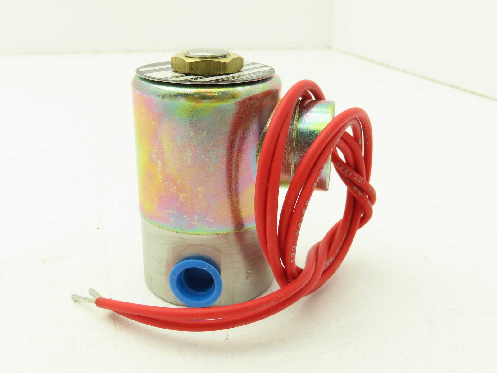 Honeywell Skinner V5L62360 Solenoid Valve 2-Way (NC) 120V 650 PSI 1/4″ NPT V5