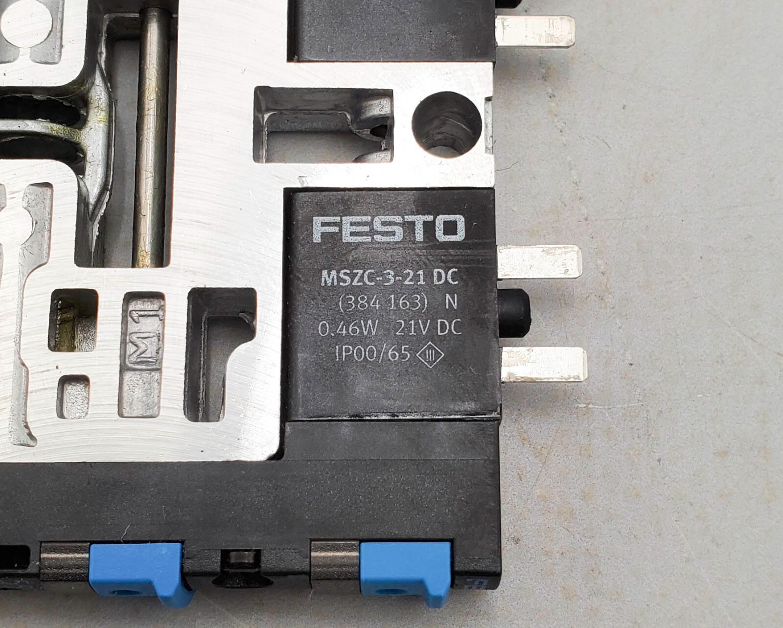 Festo CPV10-M1H-3OLS-3GLS-K-M7 Solenoid Valve 0.46W 21VDC IP00/65 559642