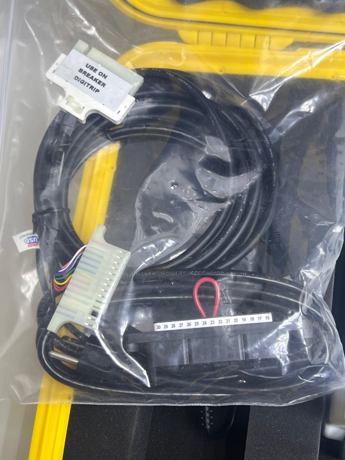 Eaton MTK2000 Test Kit for Magnum DS Digitrip Cutler Hammer, Trip Unit Test Kit
