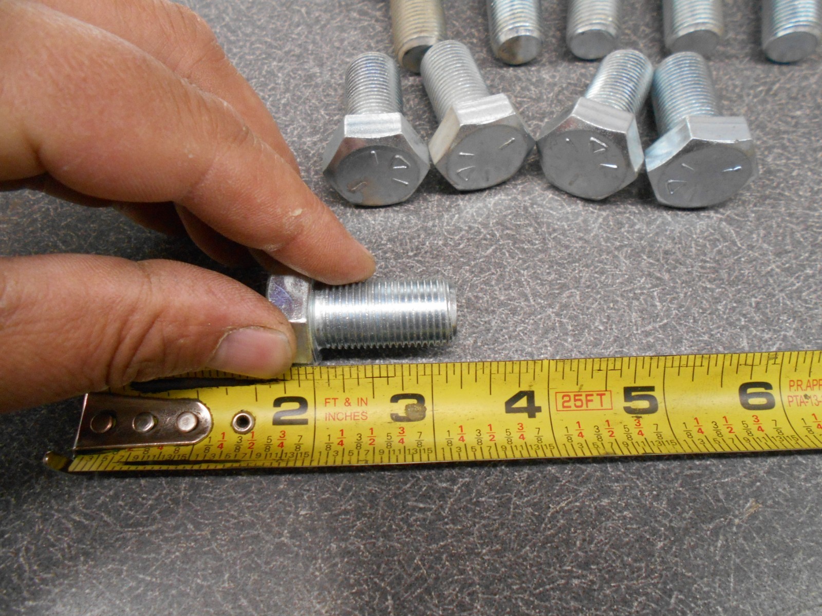 5/8″ x 1-1/4″ Bolt. (Quantity 20) Grade 5 Capscrew Hex Head Bolt. Fine #18. NOS