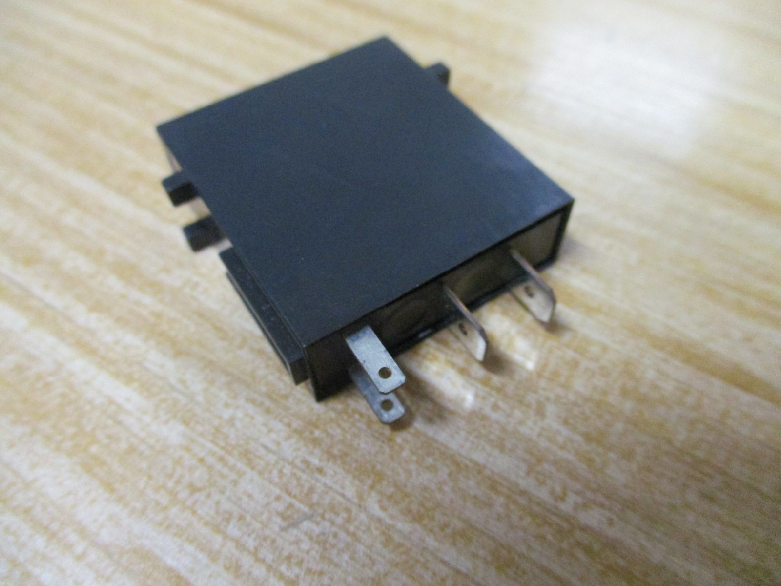 Omron G3TA-ODX02S Solid State Relay G3TA-0DX02S (Pack of 5)