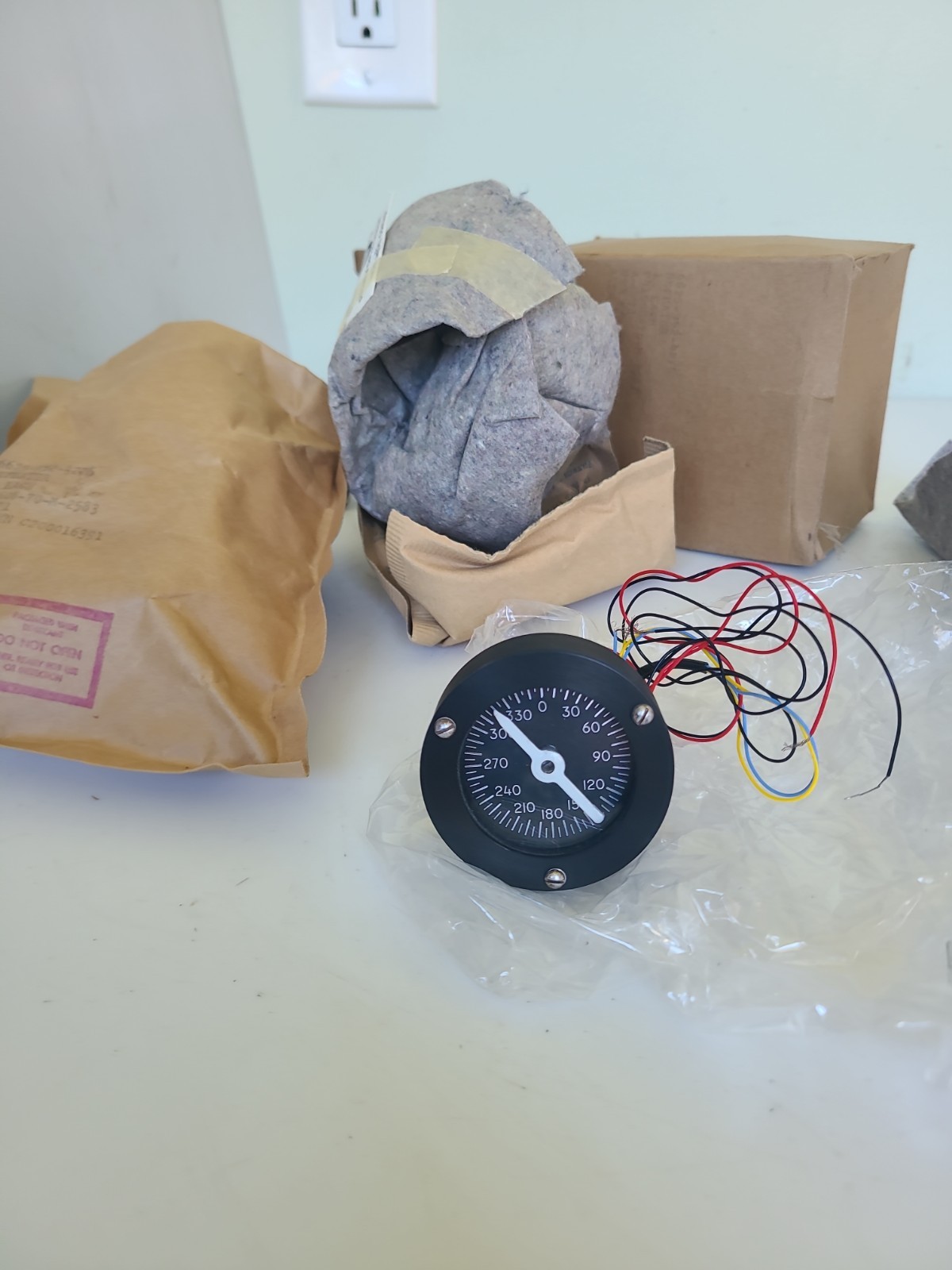Singer 05088-RS921-4A Kearfott Synchro Torque Repeater, NOS, Open Box
