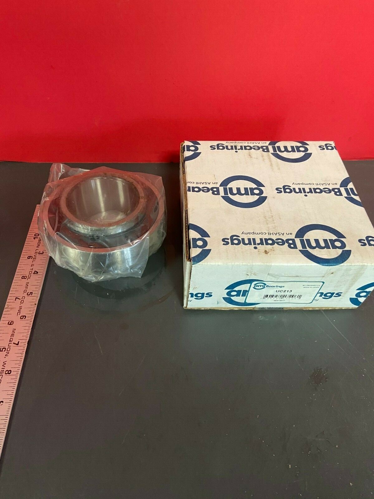 AMI BEARINGS UC213- SET SCREW LOCKING BEARING INSERT