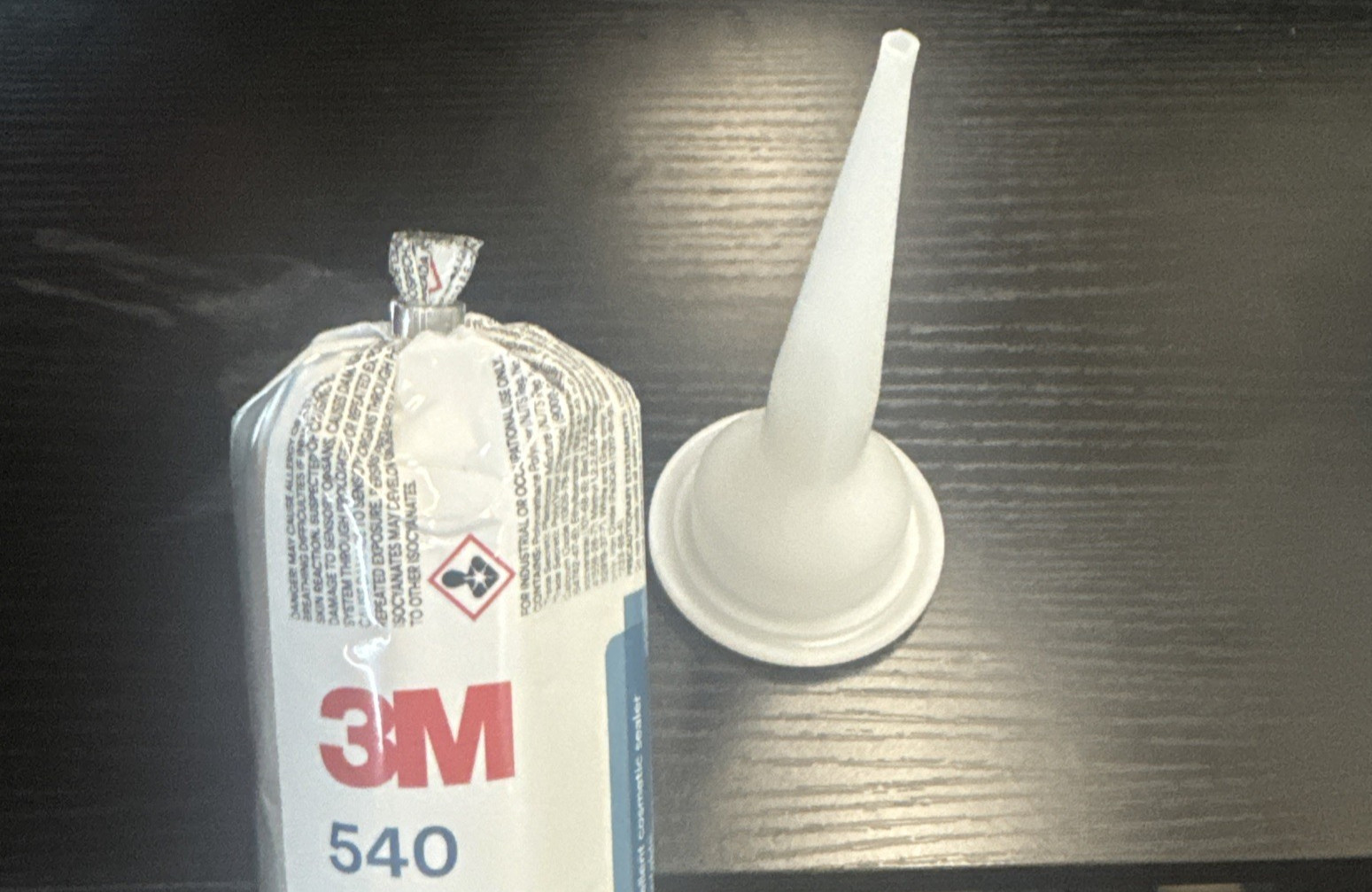 3M 540 Polyurethane Sealant, 20 Oz, Sausage Pack, Black, Polyurethane Base, 540