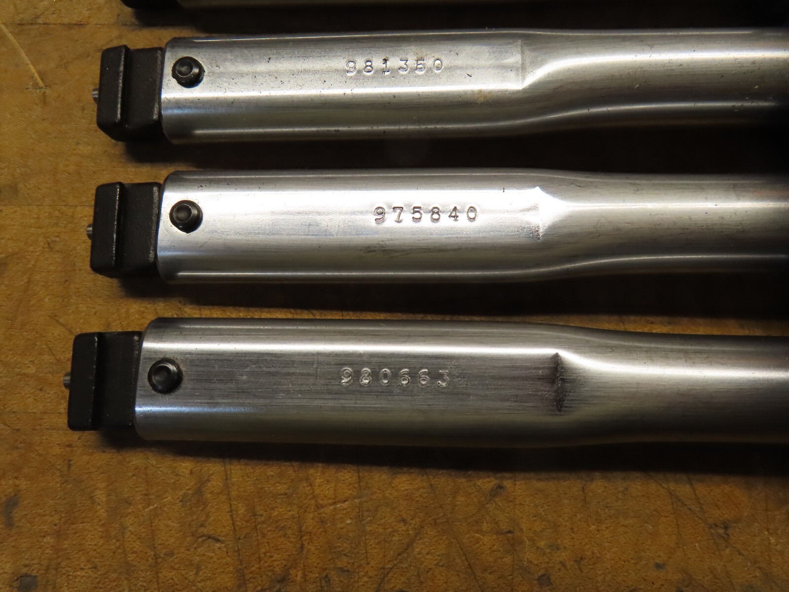 SR LTC 810016 Preset Interchangeable Head Torque Wrench 60-300 in. lbs. 7-34 Nm