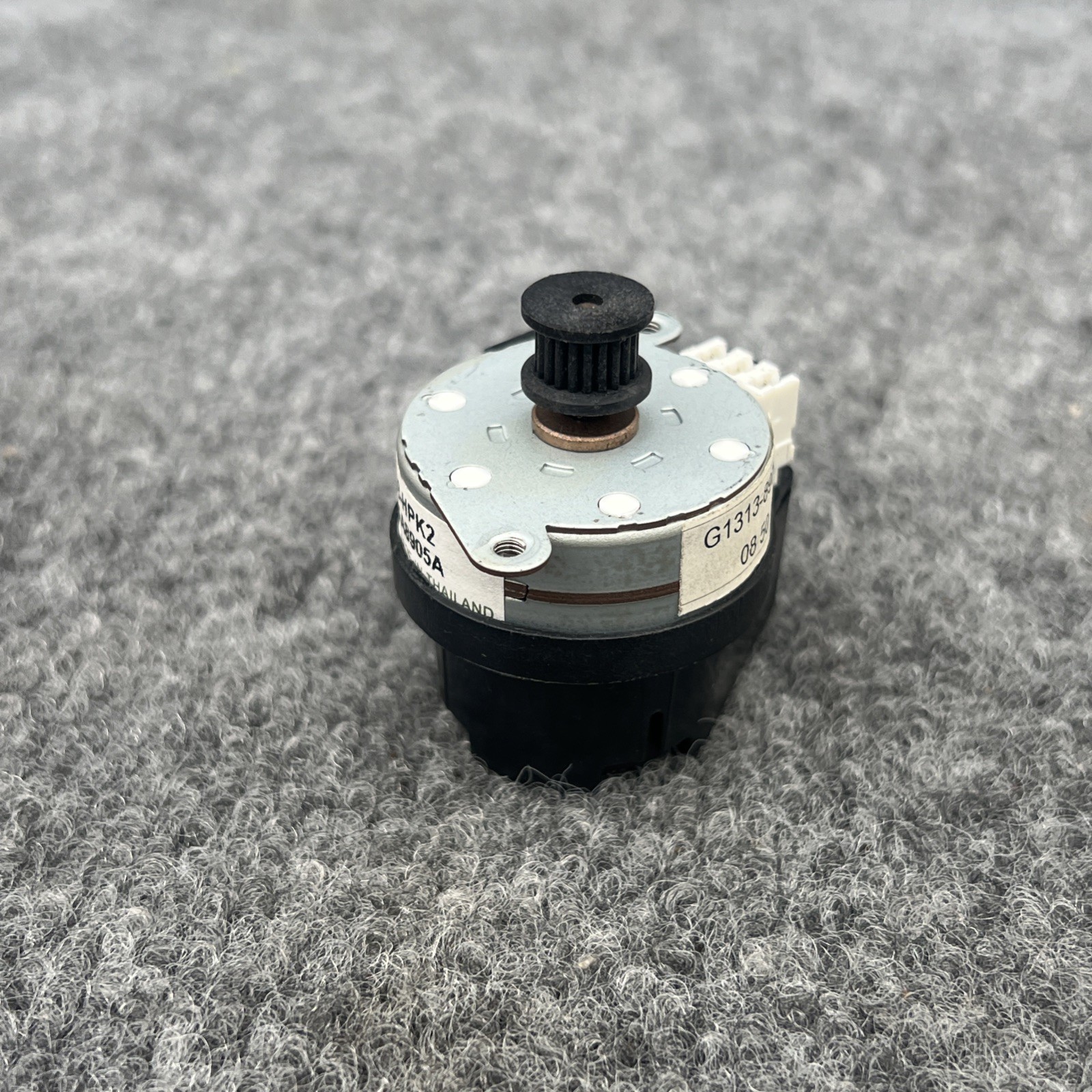 NMB Technologies PM35S-048-HPK2 Stepping Motor Used
