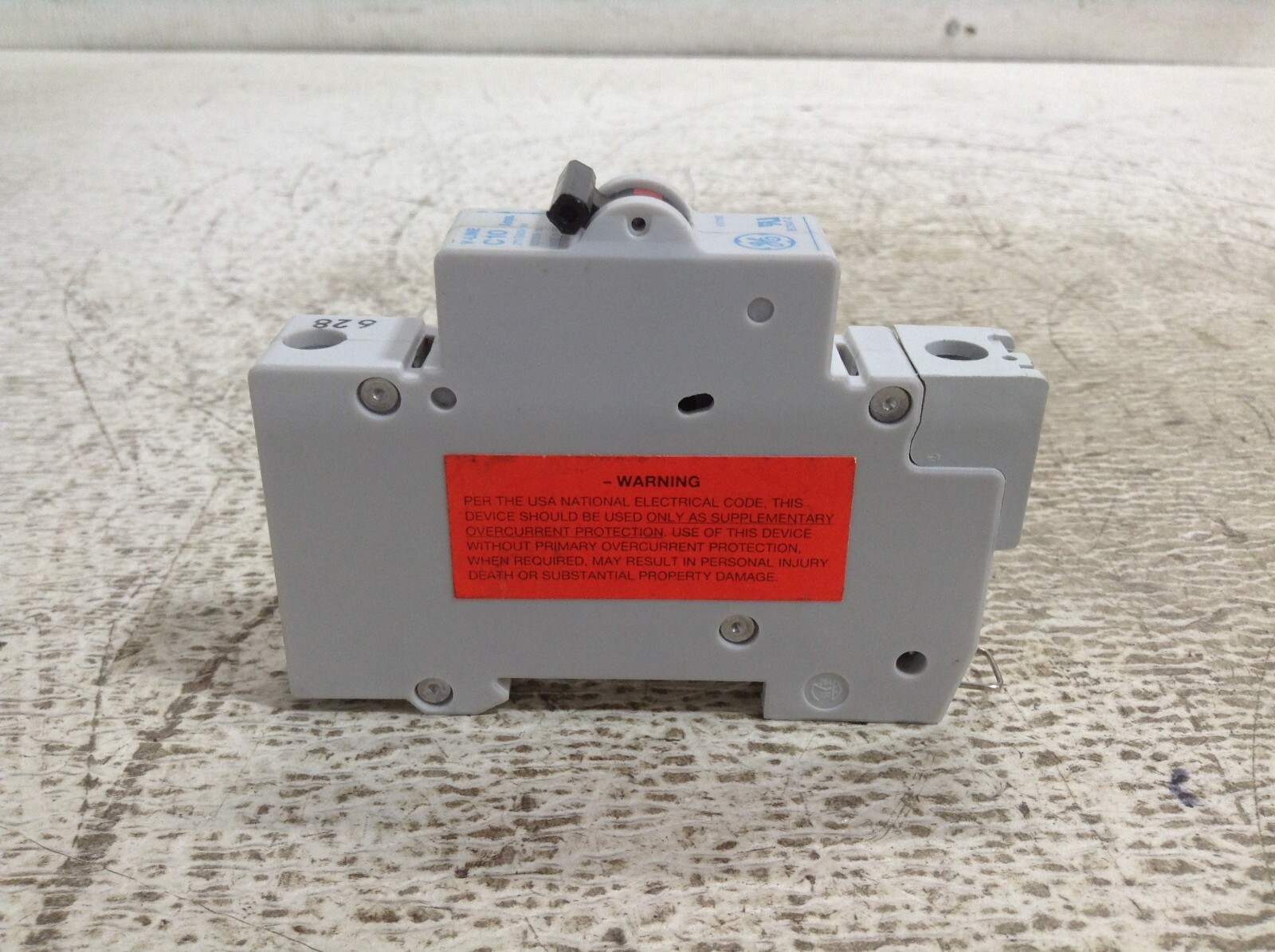 GE General Electric V07110 C-10 10 Amps 277/480 V 1 Pole Circuit Breaker