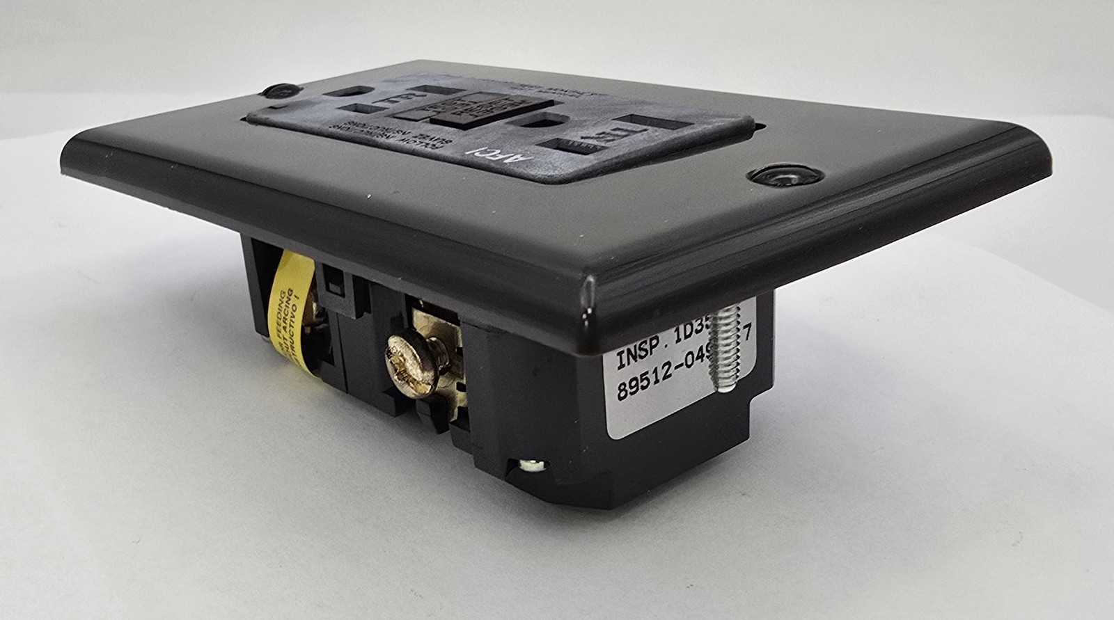10PC Pass & Seymour AF15TR Tamper-Resistant AFCI Receptacle 15A 125V 60Hz