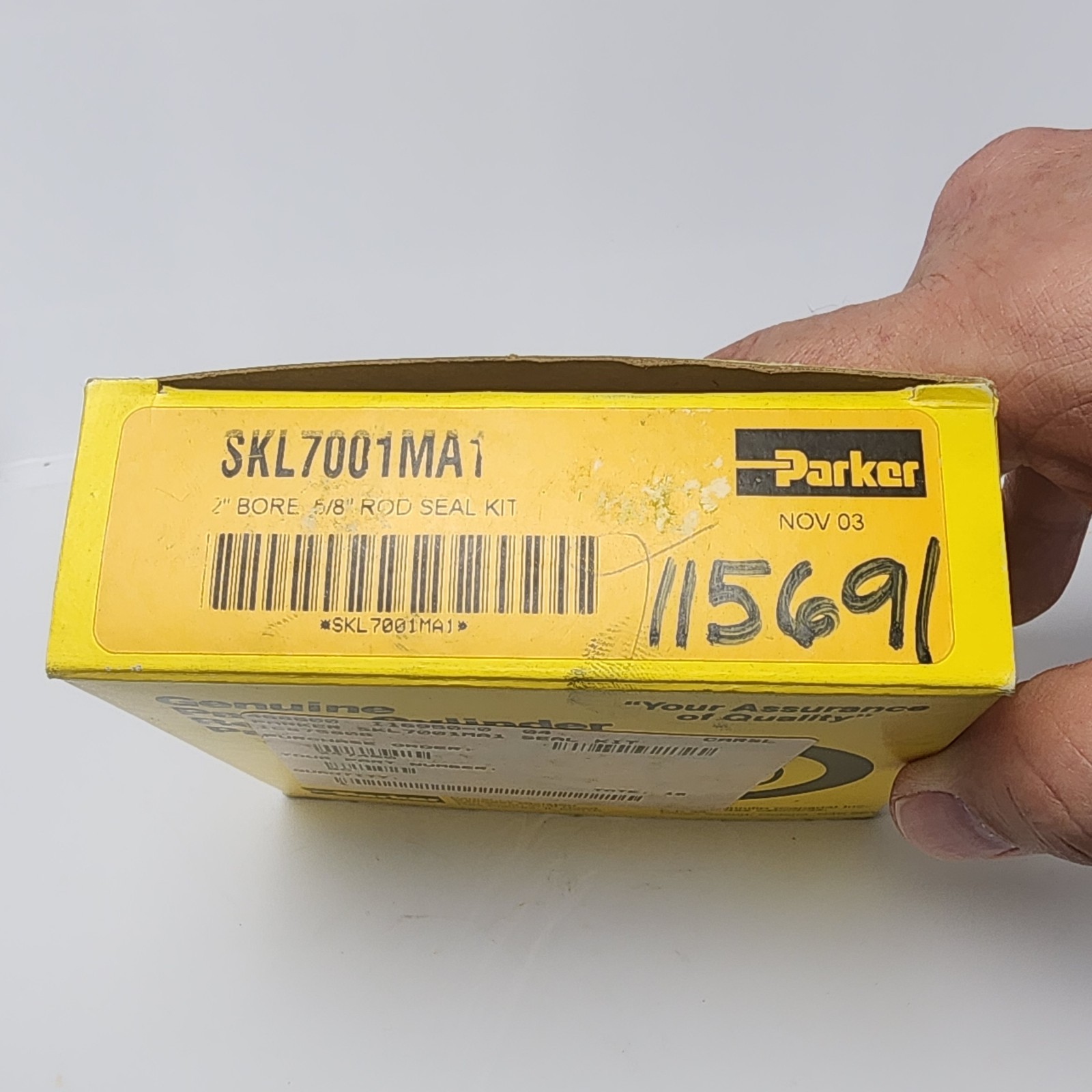 New PARKER SKL7001MA1 / SKL 7001MA1 2″ Bore, 5/8″ Rod Seal Kit (Open Bag)