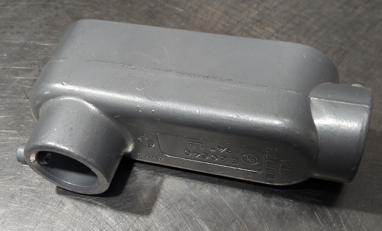 3/4″ LB CONDUIT OUTLET BODY ONLY – E30640. VOL. 7.2 CU IN