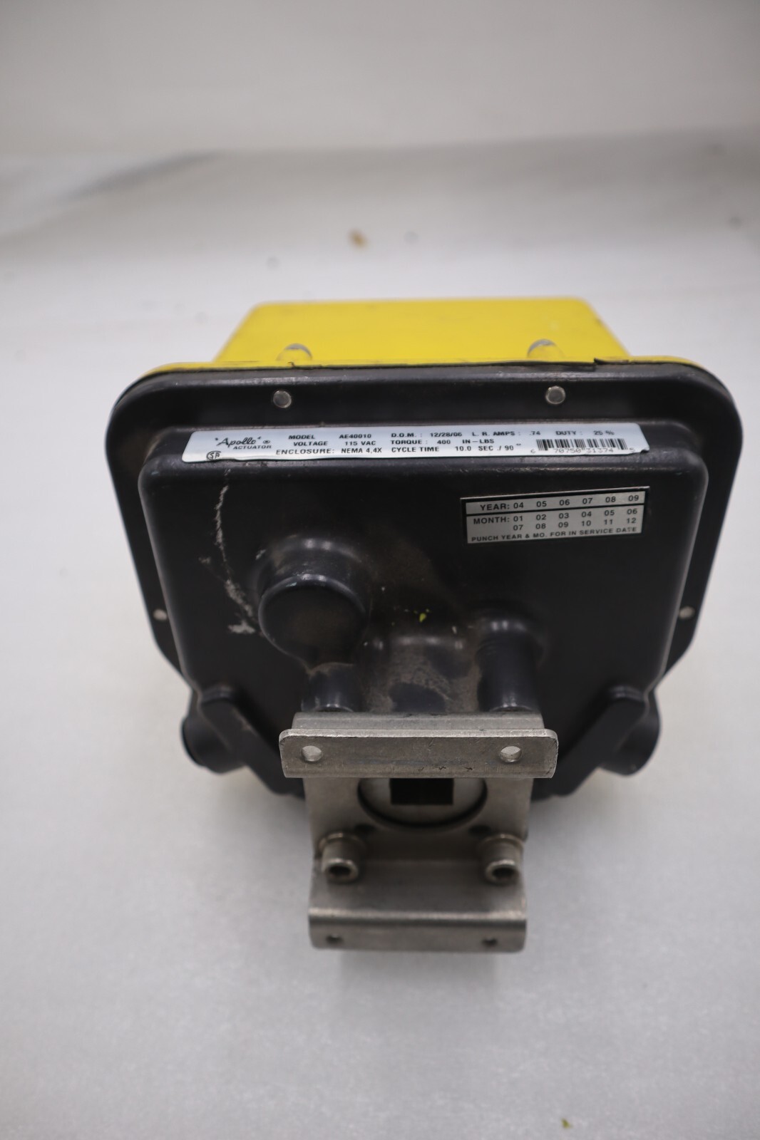 APOLLO AE40010 ACTUATOR 115VAC NEMA 4 TORQUE 400 IN-LBS STOCK 3452-A