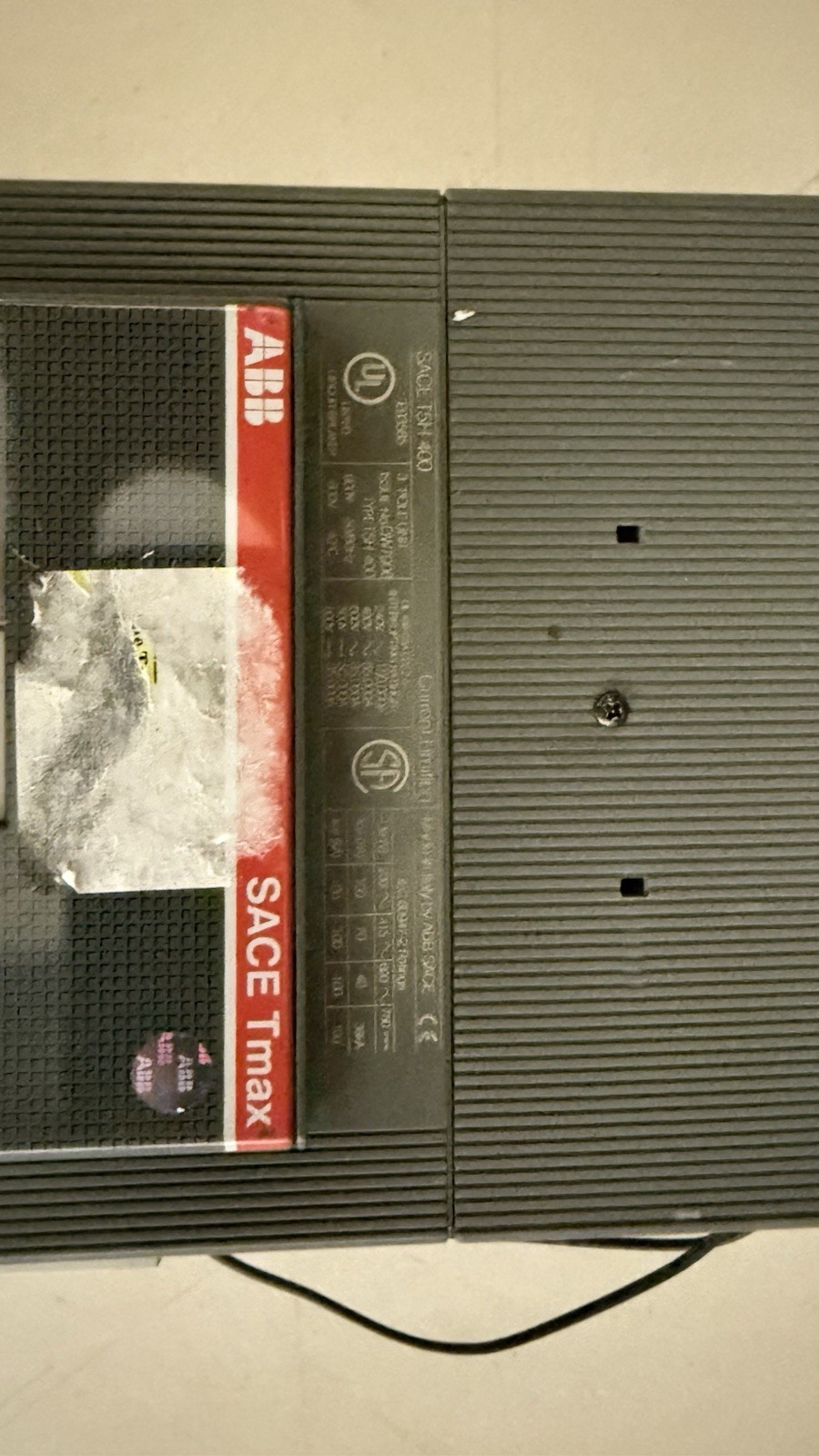 ABB SACE Tmax TSH 400 400A 3-Pole AC 301-350V Bolt-On On/Off Breaker