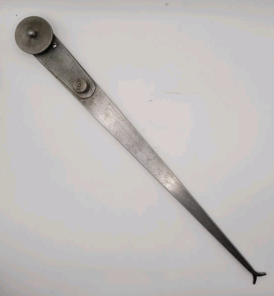 Starrett No. 39-12, 12″ Lock Joint Inside Calipers
