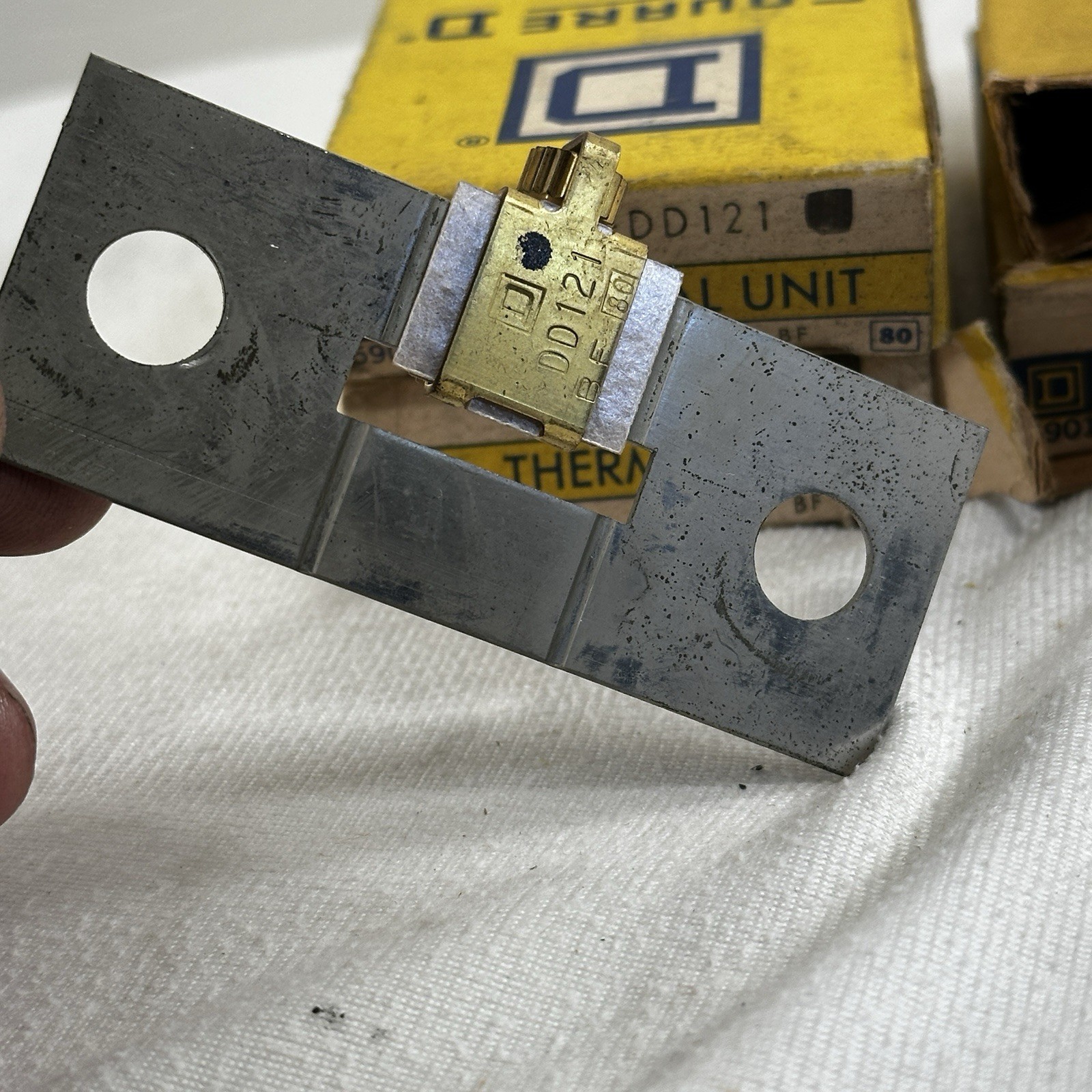 LOT OF 7 NEW SQUARE D OVERLOAD RELAY THERMAL UNITS 1-DD121, 1-DD140, 1-DD150