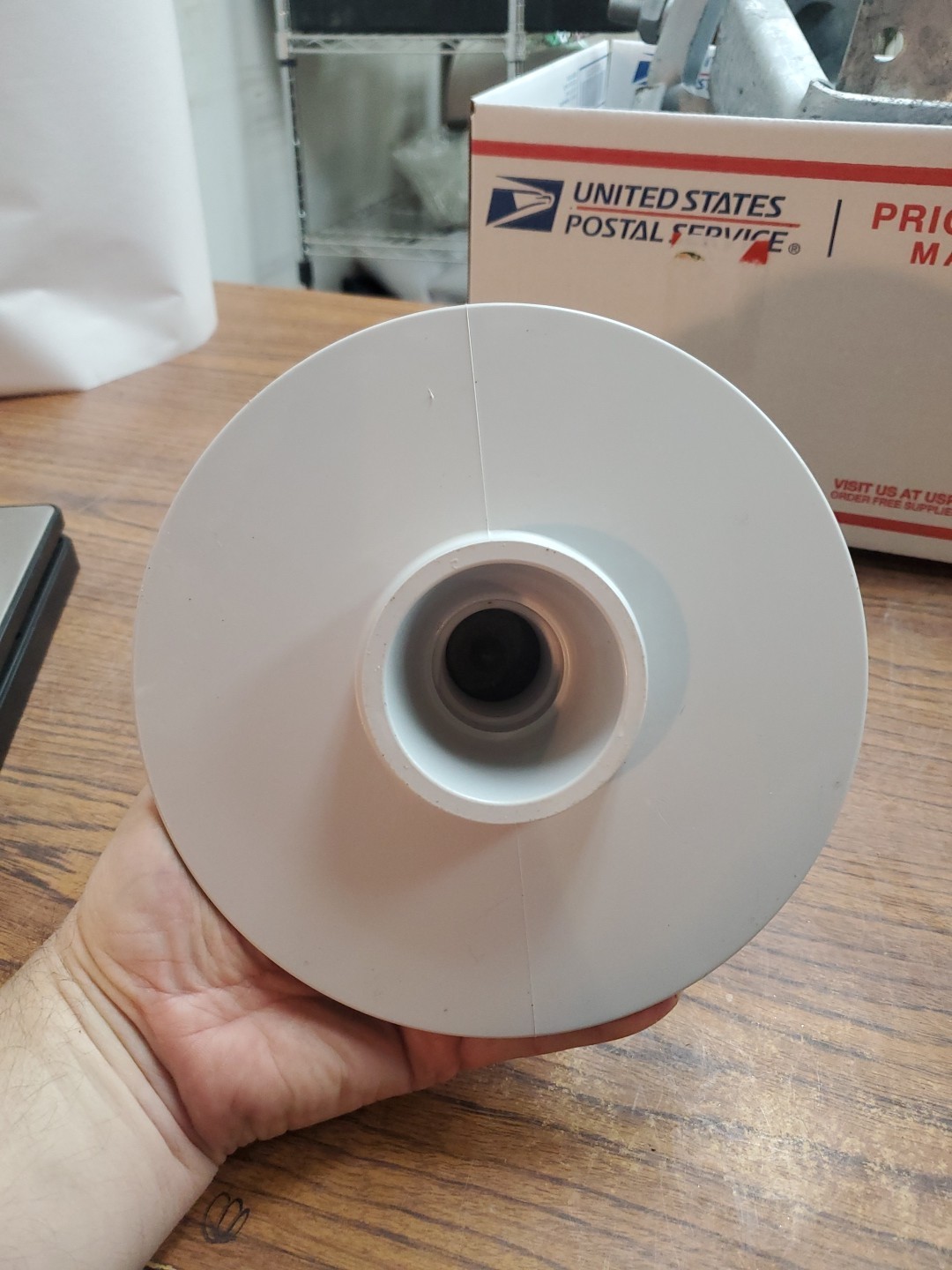 HENDRIX ANSI 56-1 Tie Top Pin Polyethylene Insulator **SEE DETAILS!** (CX24E)