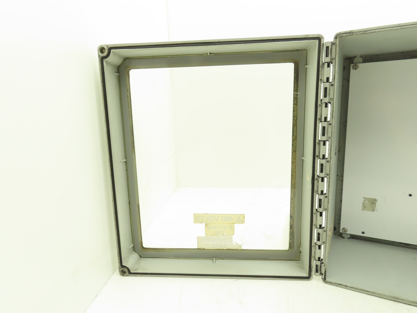 Hoffman A14128CHQRFGW Electrical Enclosure Junction Box 14x12x6″ Disconnect