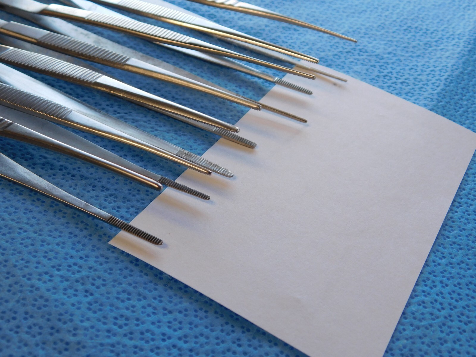 D5821 V. Mueller Codman Pilling Surgical Forceps Lot of 15 Approx 14.5cm