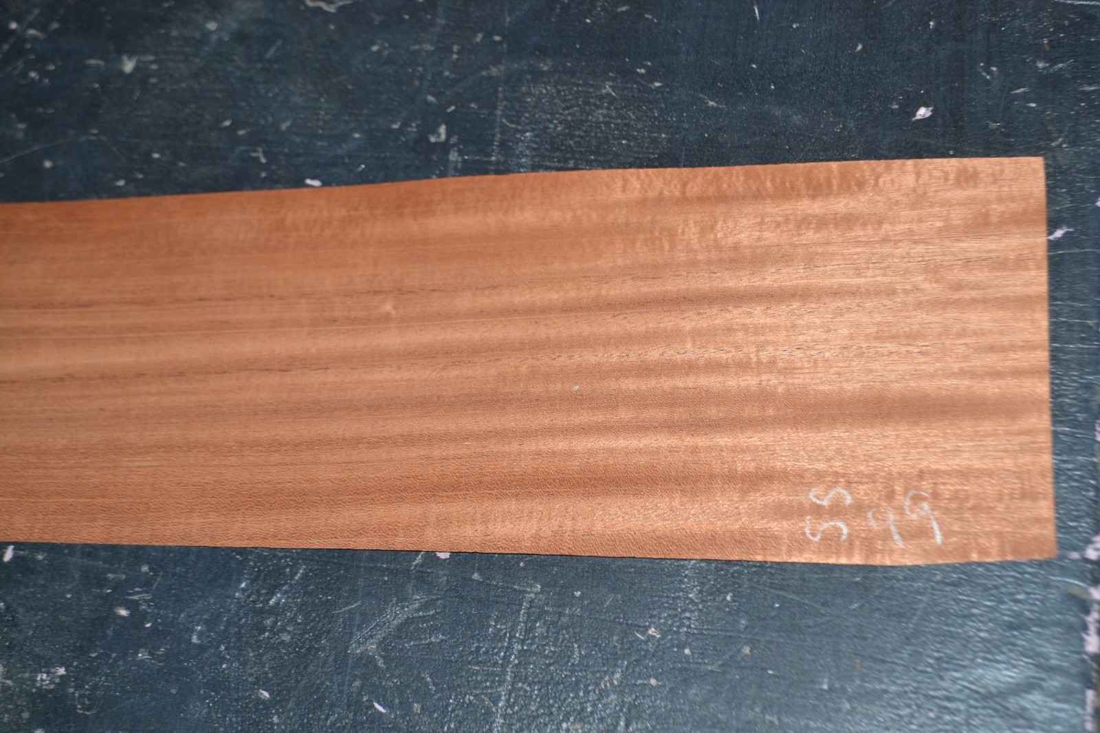 Cuban Mahogany Raw Wood Veneer Sheet 5.5 x 99 inches 1/42nd IFP35137-79