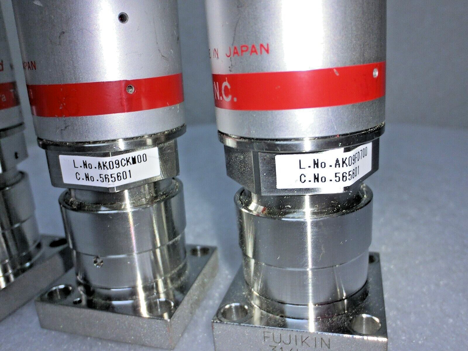 3pc LAM Research 766-197842-003 Rev B,Fujikin 565601 Diaphram Valve,Jp_,96433
