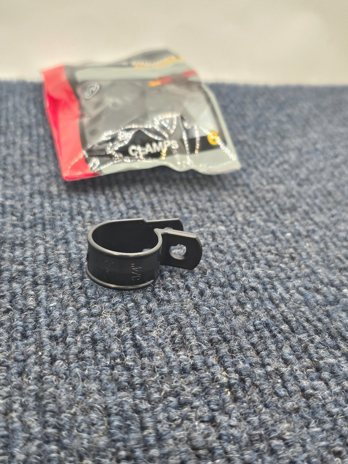 (QTY 30) GB Gardner Bender PPC-1575UVB 3/4 inch Black Plastic Cable Clamps