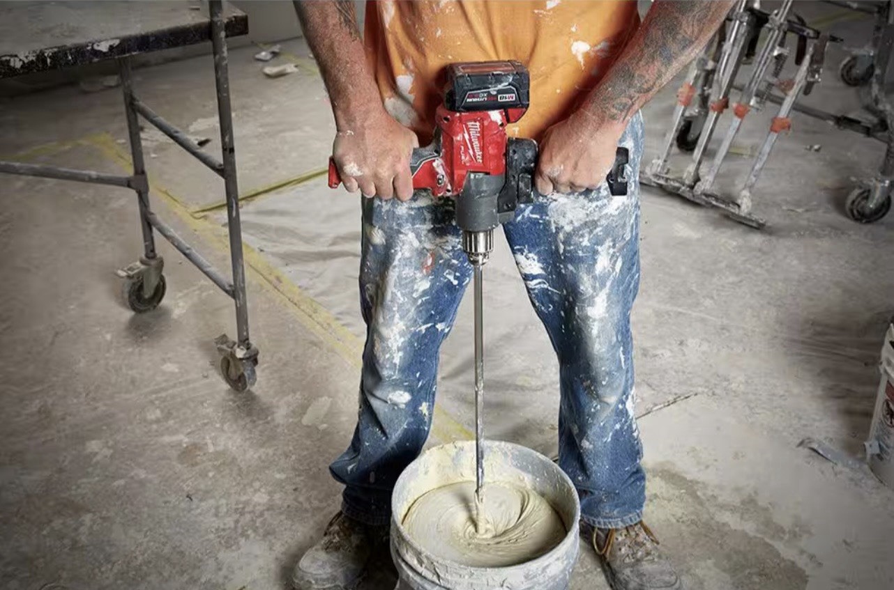 Milwaukee M18 2810-20 FUEL 18V Brushless Cordless 1/2 in. Mud Mixer (Tool-Only)