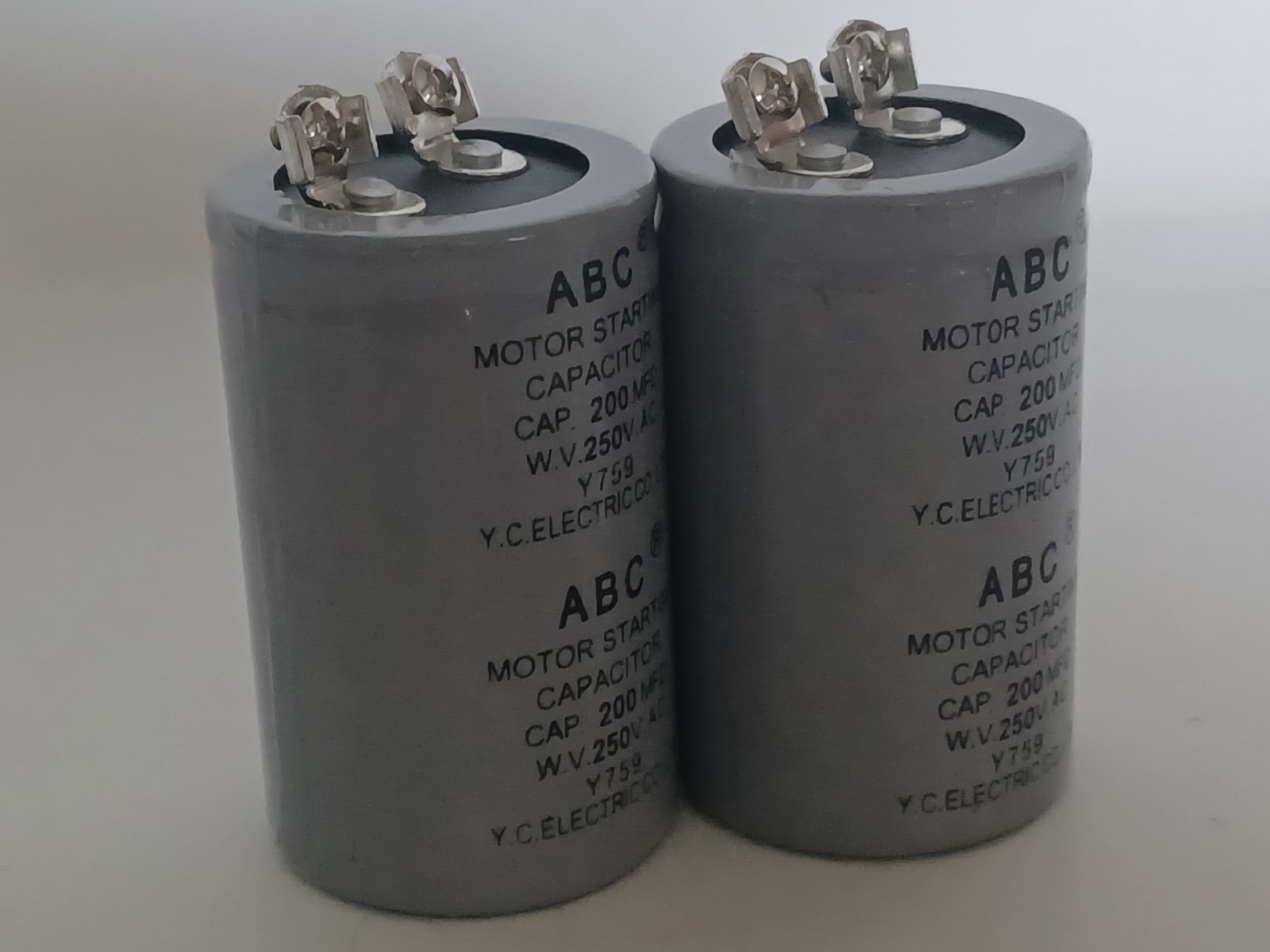 2Pk- 200MFD 200UF 42*70mm ABC CD60 Motor Start Capacitor 125VAC HVAC 125V