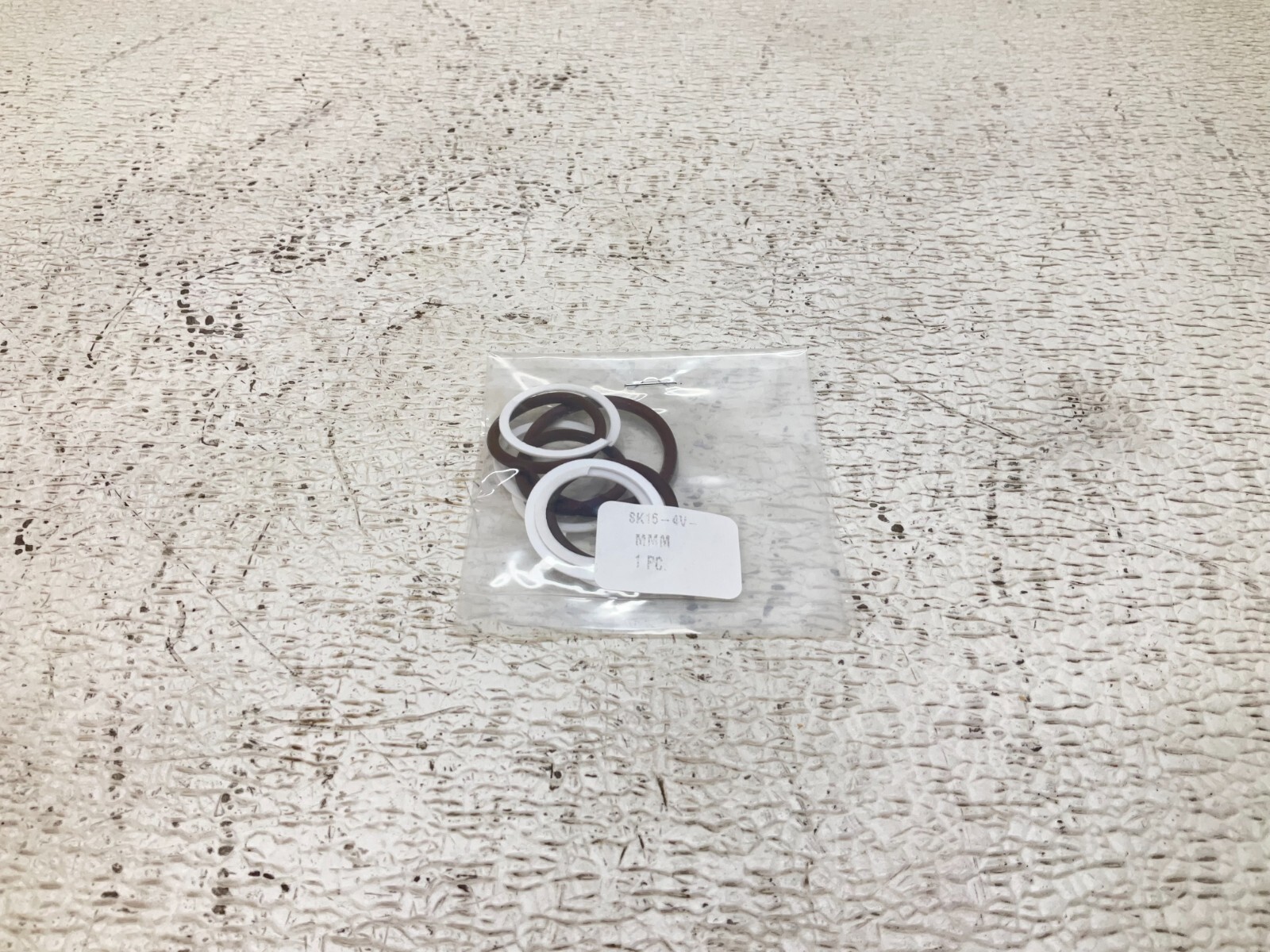 Parker SK16-4V-MMM Seal Kit SK164VMMM SK16 4V MMM New (TSC)