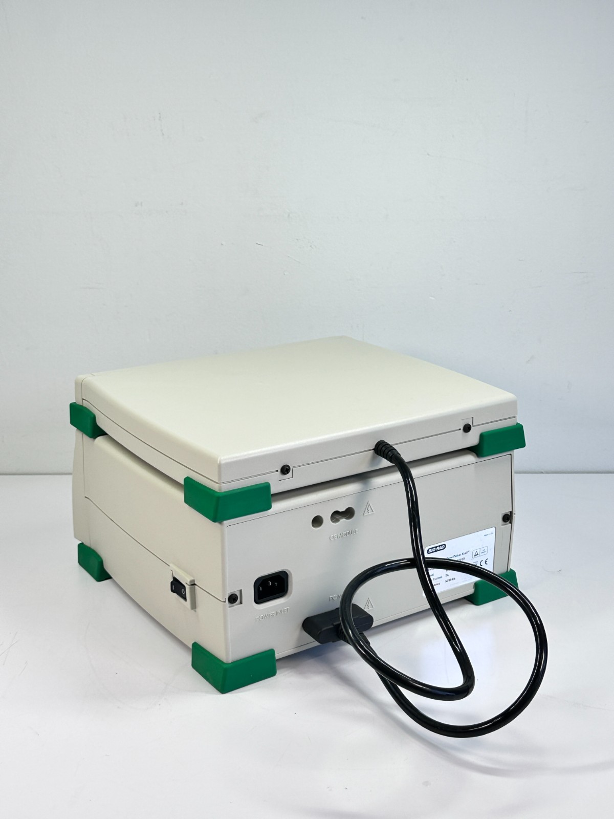Bio-Rad GenePulser Xcell w/ PC Module and Shock Pod w/ Warranty