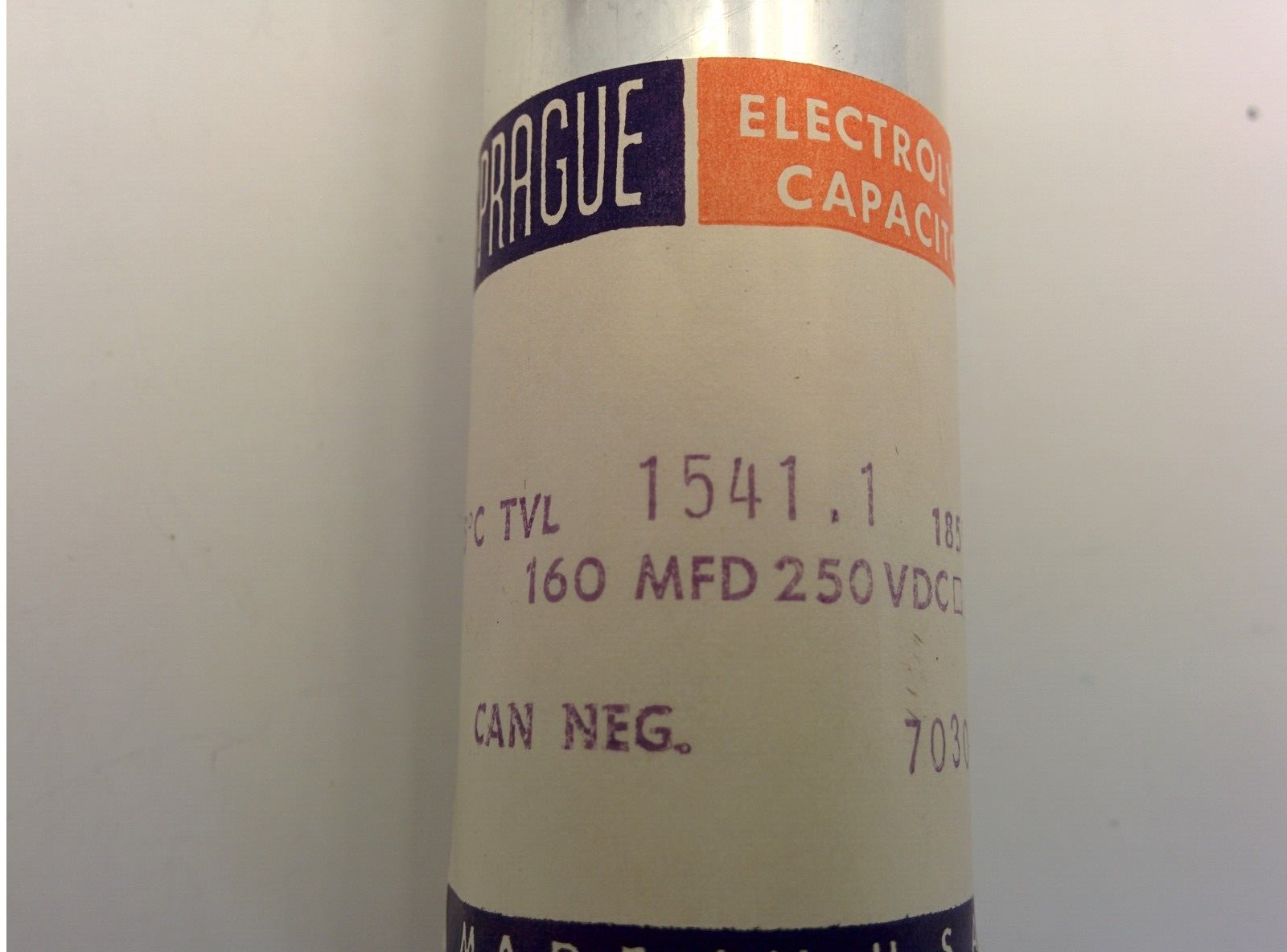 SPRAGUE TVL-1541.1 TWIST-LOK LYTIC CAPACITOR, 160MFD 250VDC, 85°C 185°F, NIB